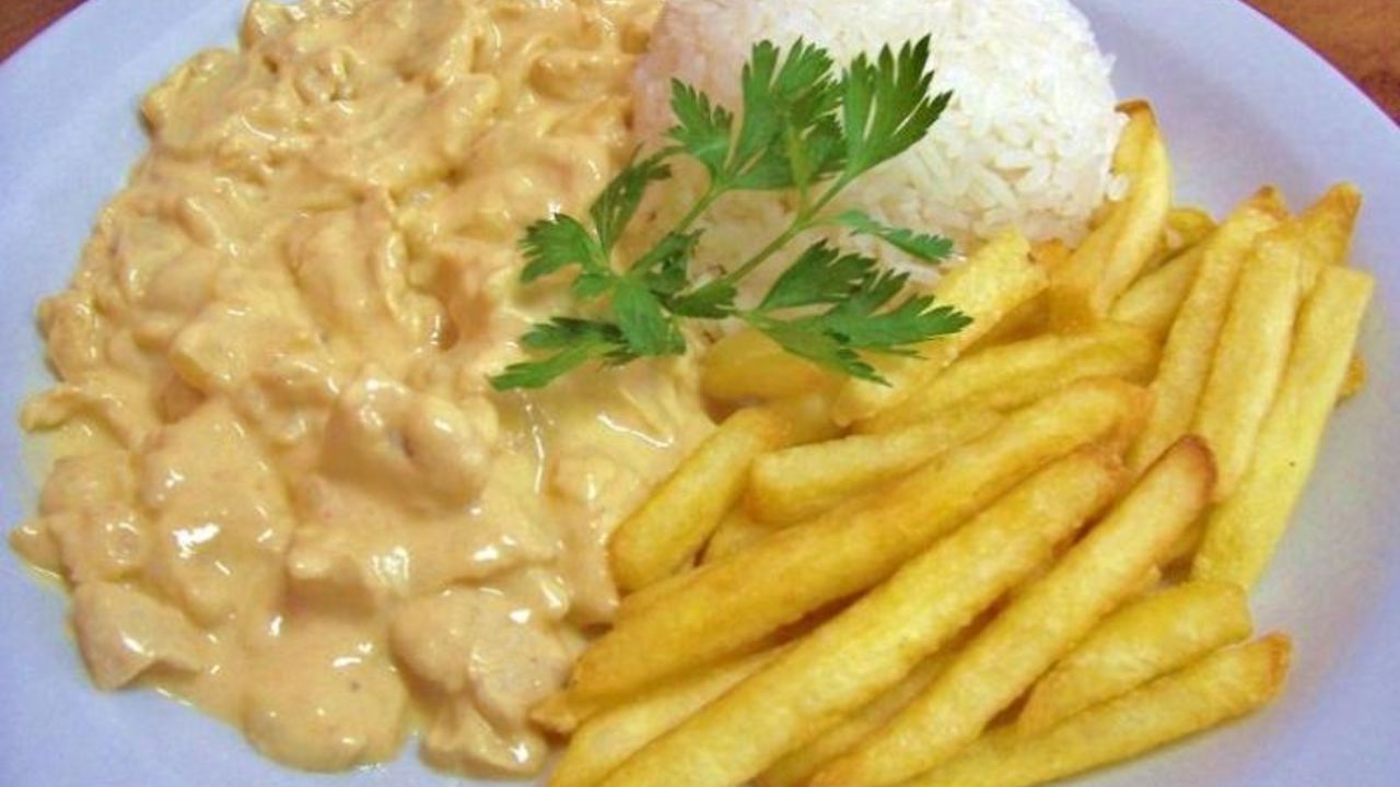 Strogonoff de Frango